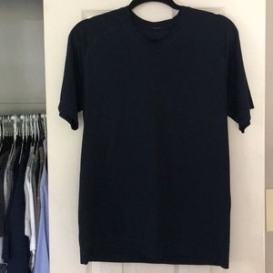 Lululemon Tee